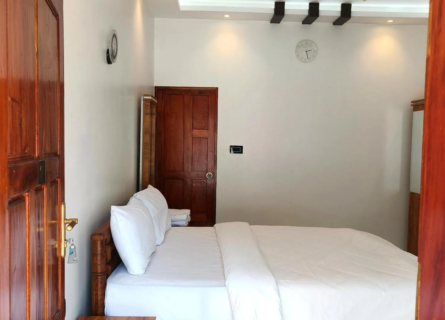 Resort Wavealokam Beach Retreat Varkala
